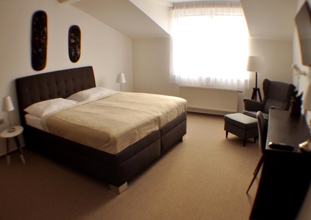 Studia Letcu 2A Apartment Olomouc Bagian luar foto